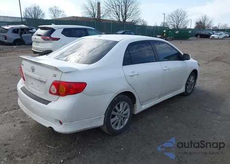 2010 Toyota Corolla S z USA, uszkodzony, nr VIN 2T1BU4EE8AC497752
